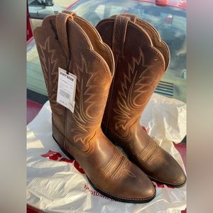 Brand New Ariat Cowboy Boots